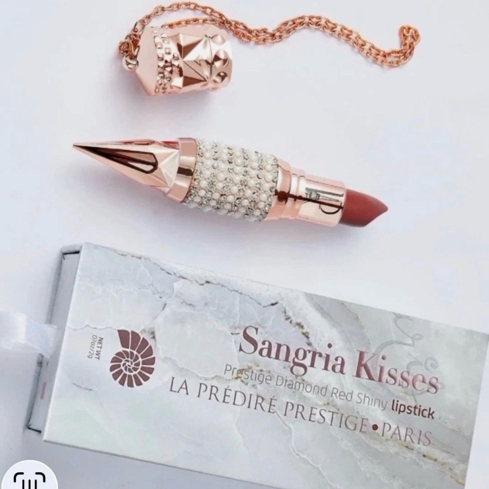 La Prédire Prestige Sangria Kisses Lipstick - Elegant Red